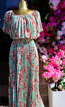 Load image into Gallery viewer, Floral Maxi Dress