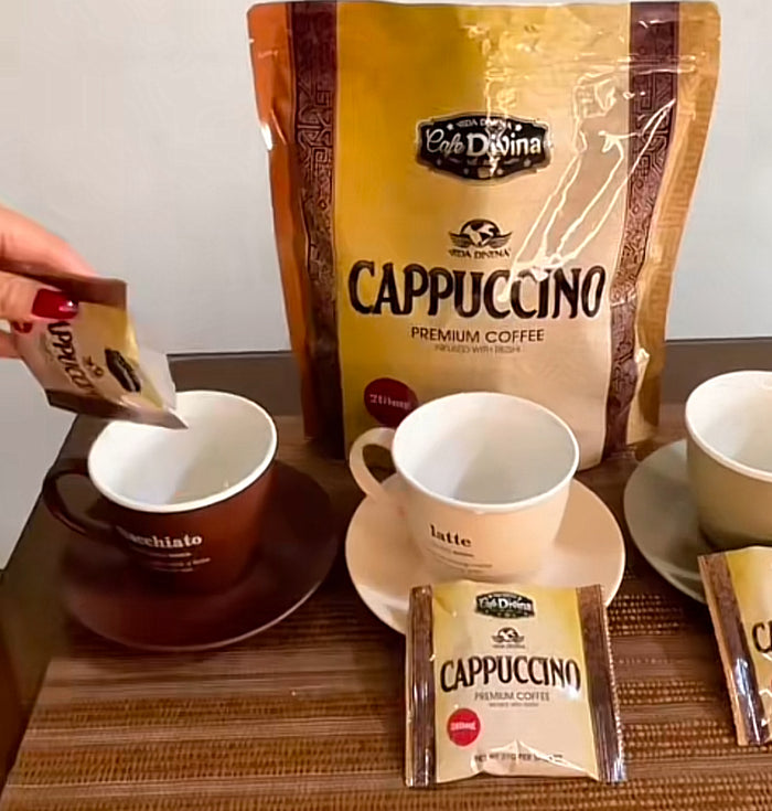 Delicioso y cremoso capuchino de hongo reishi