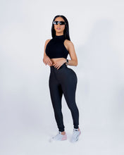 Load image into Gallery viewer, High-Waisted Karlyshh Leggings Black Matte Zipper